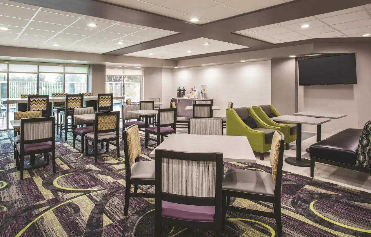 La Quinta By Wyndham Clearwater South Hotell Eksteriør bilde
