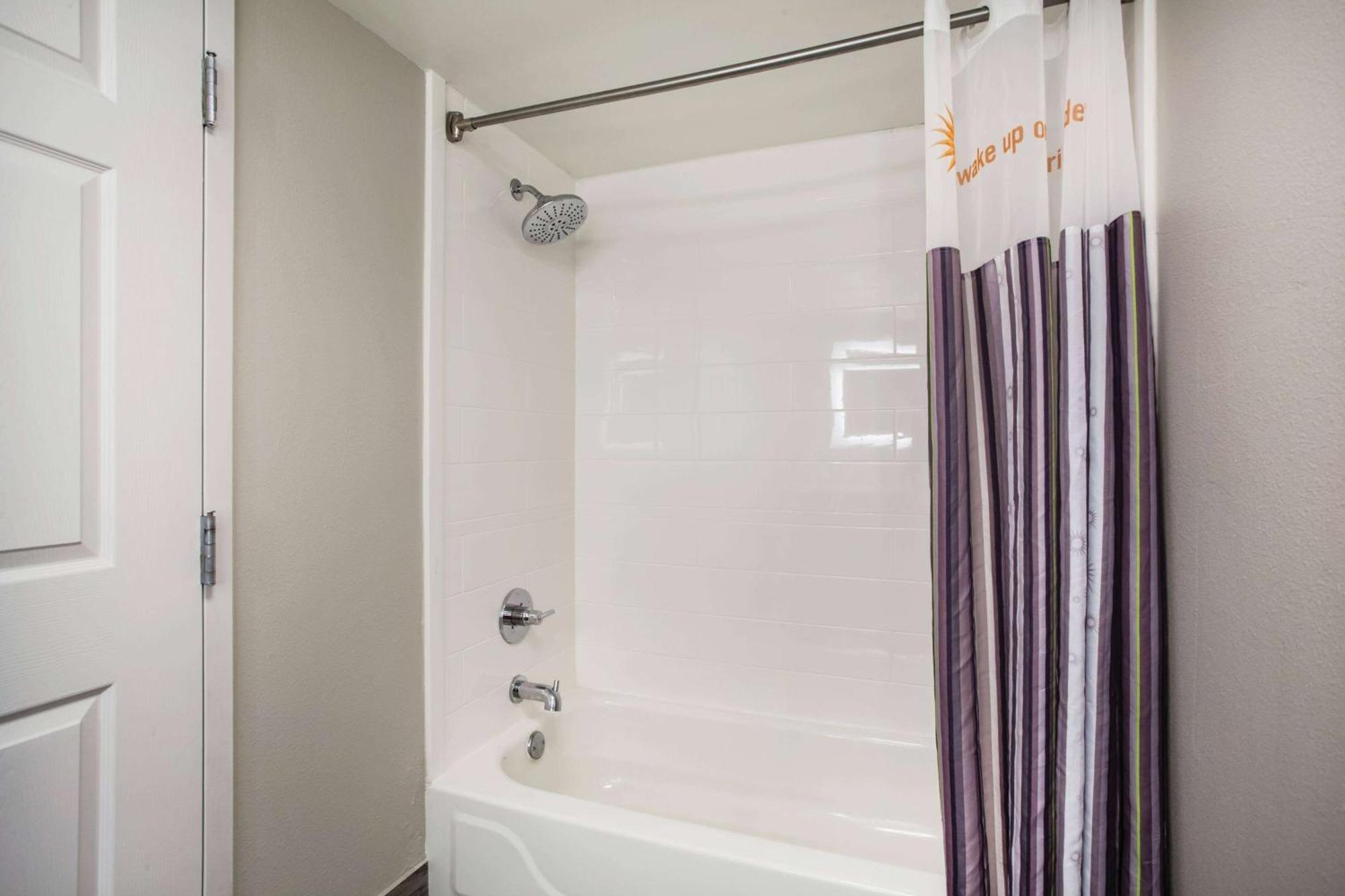 La Quinta By Wyndham Clearwater South Hotell Eksteriør bilde