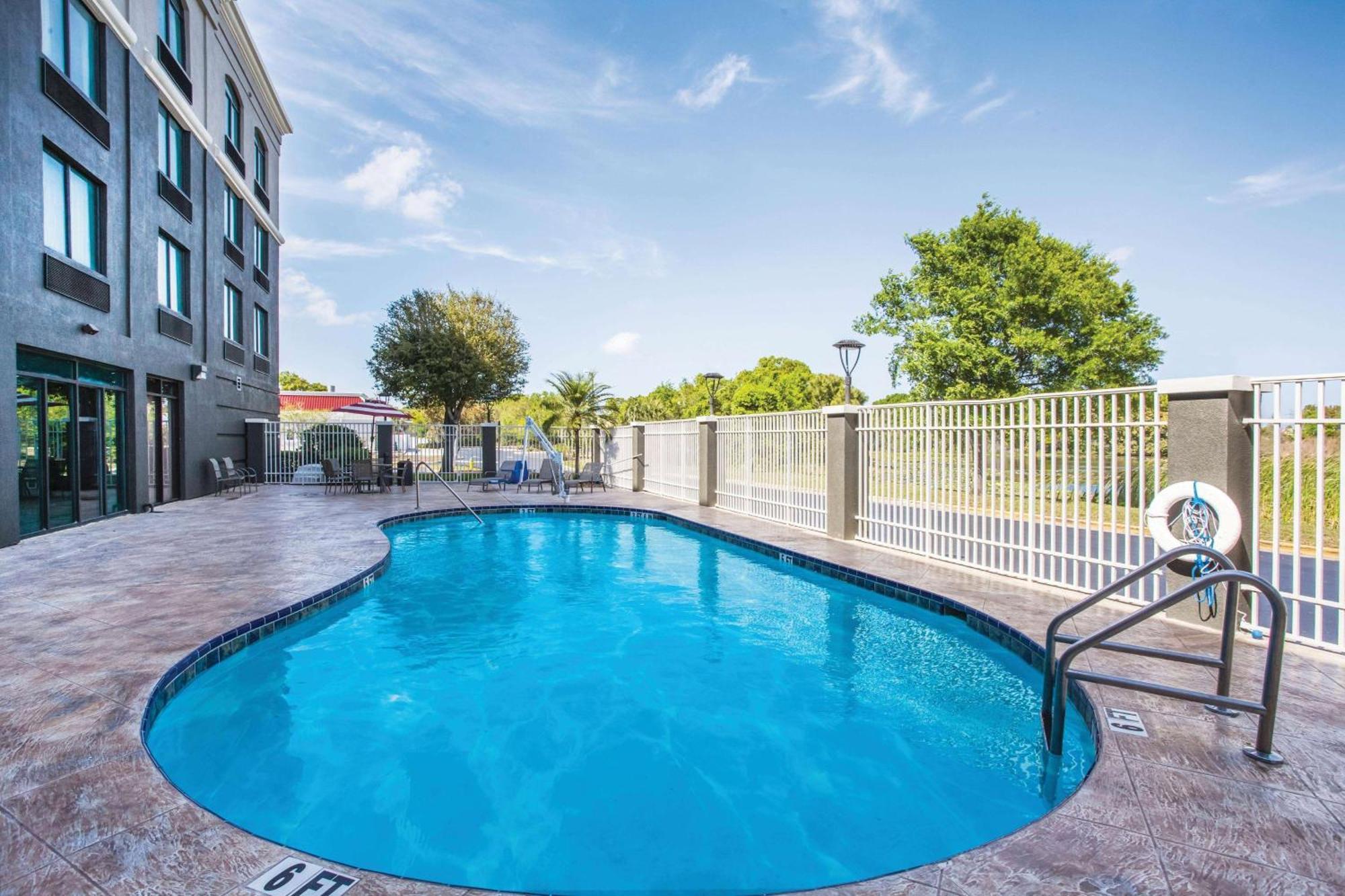 La Quinta By Wyndham Clearwater South Hotell Eksteriør bilde
